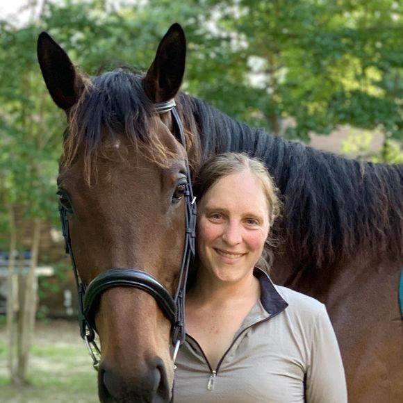 Meet your Posher, Megan - Picture 1 of 1